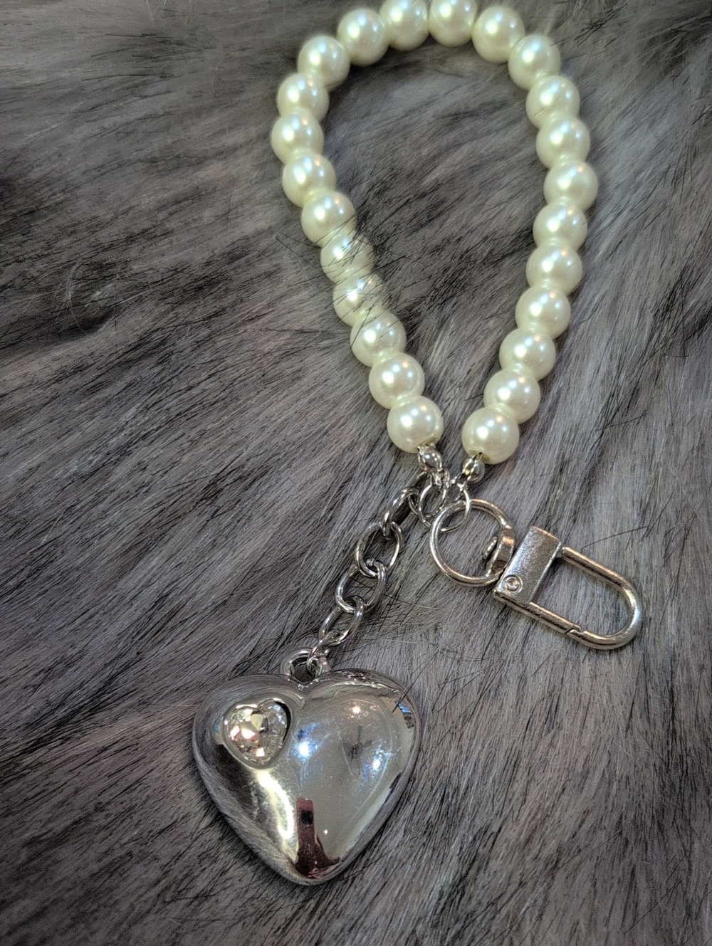 Pearl Beaded Wristlet Keychain with Silver Heart Charm - Ivory